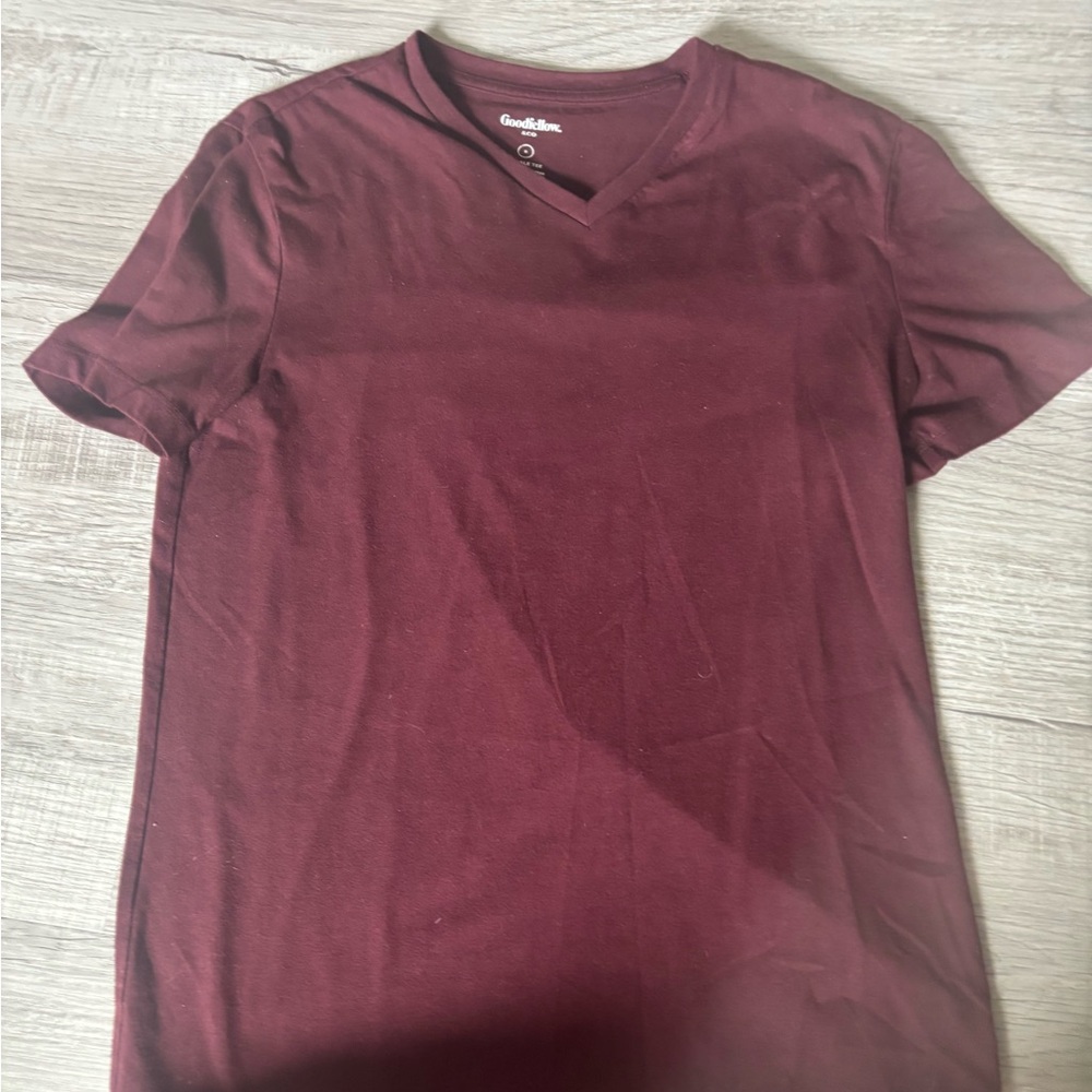 Men’s Burgundy V-Neck T-Shirt